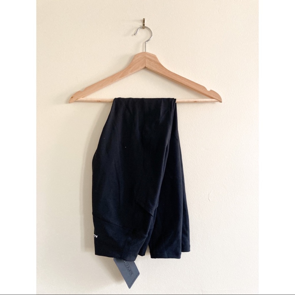NWT Alphalete Surface Pocket Legging Size Small